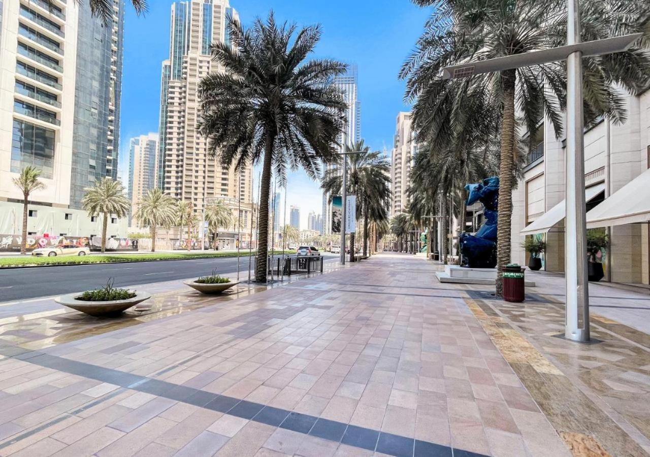 New Modern 1bhk 5 Min Walk To Mall 99walk Score * Dubai