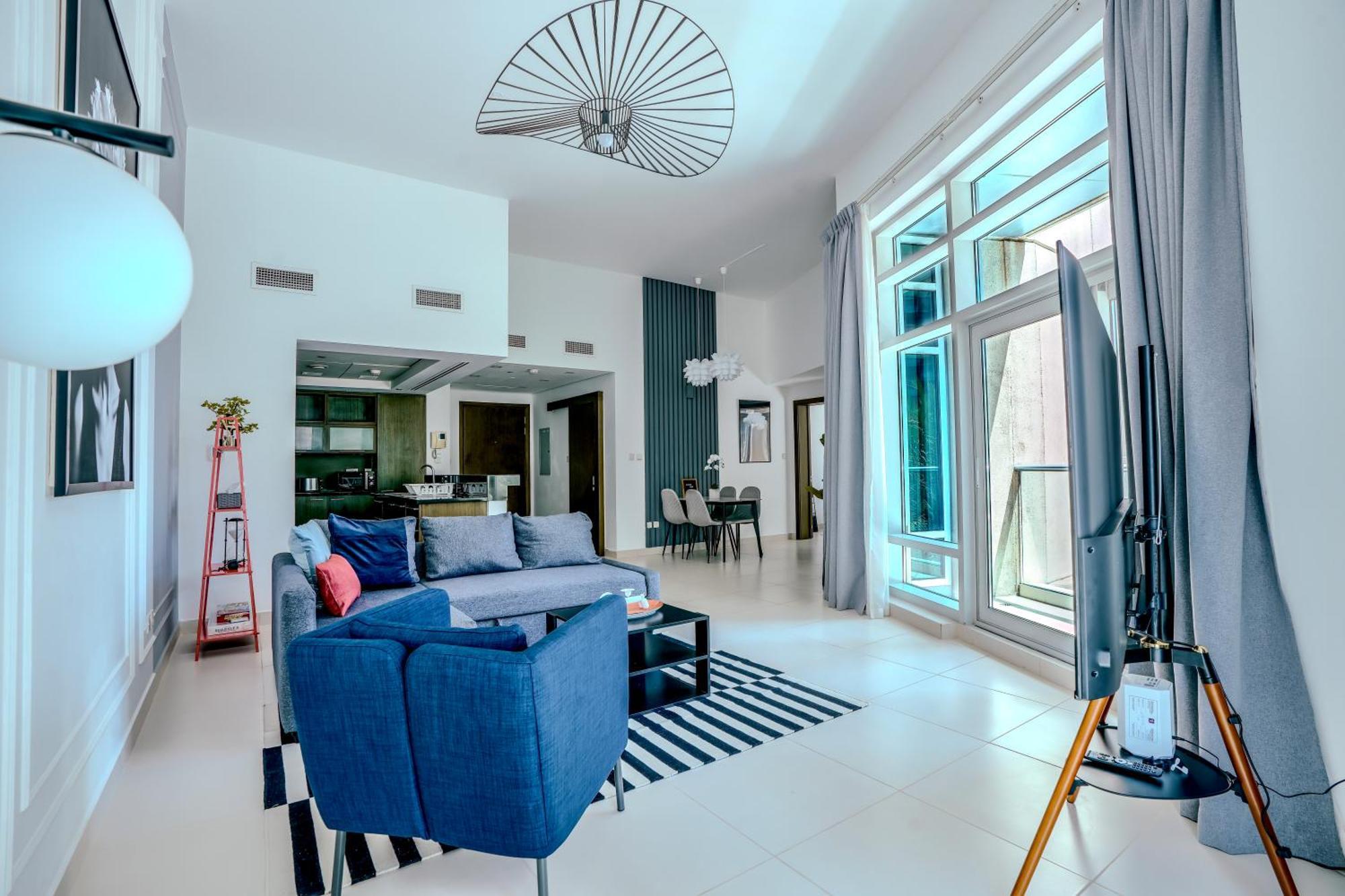 Apartment New Modern 1bhk 5 Min Walk To Mall 99walk Score Dubai