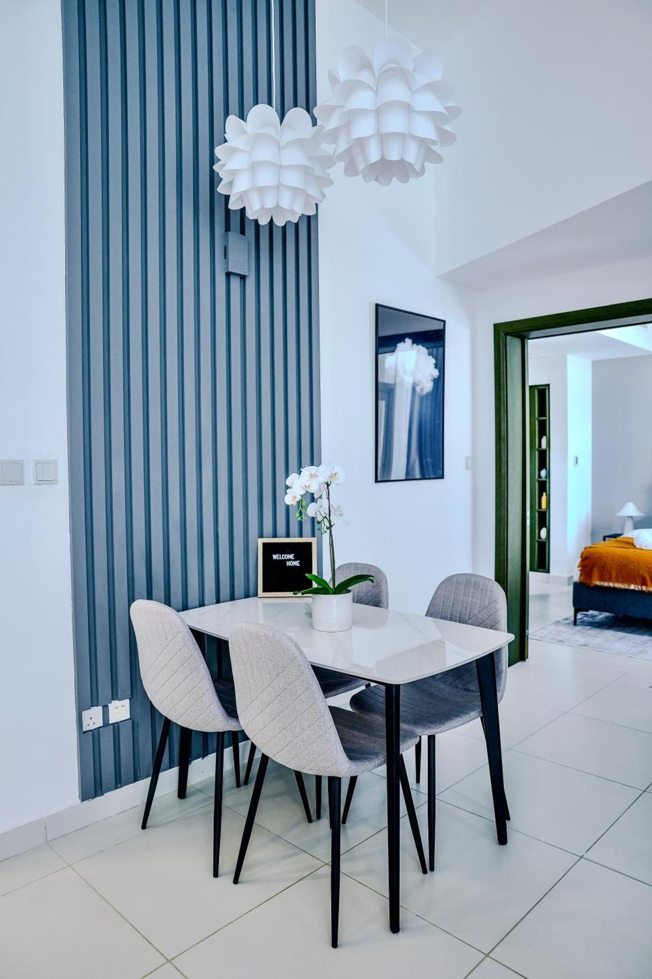 New Modern 1bhk 5 Min Walk To Mall 99walk Score Dubai