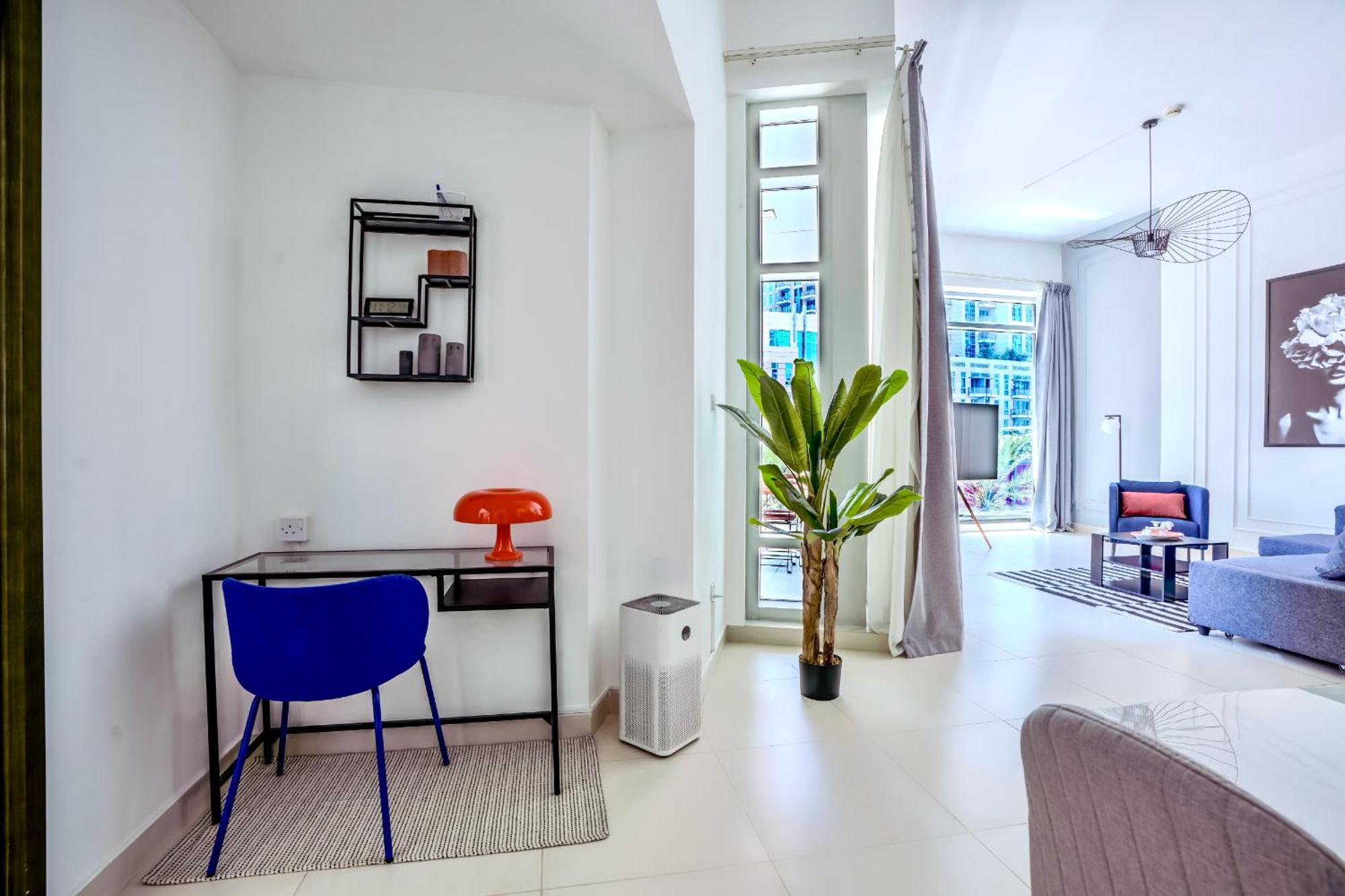 Apartment New Modern 1bhk 5 Min Walk To Mall 99walk Score